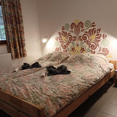 Gesztenye Vendeghaz Ságvár Exterior foto
