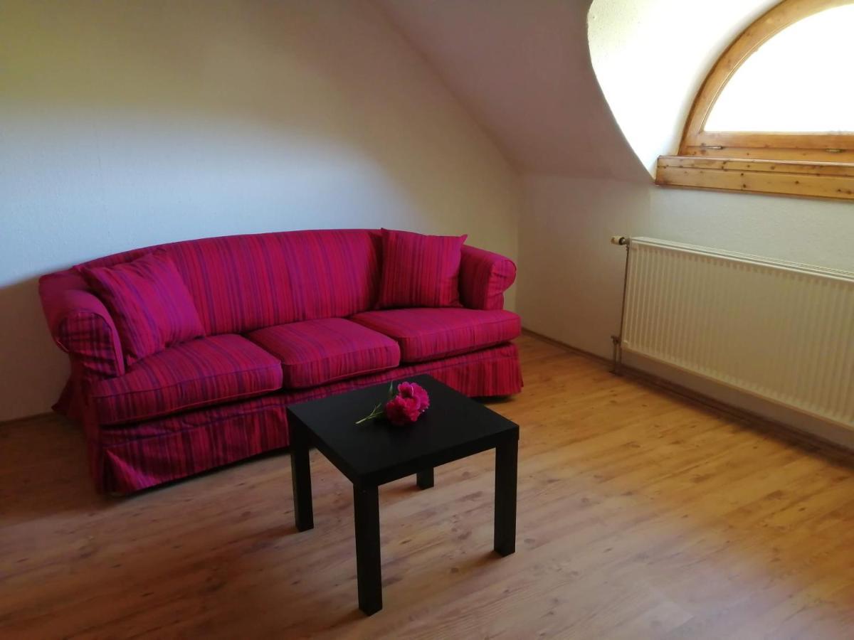 Gesztenye Vendeghaz Ságvár Exterior foto